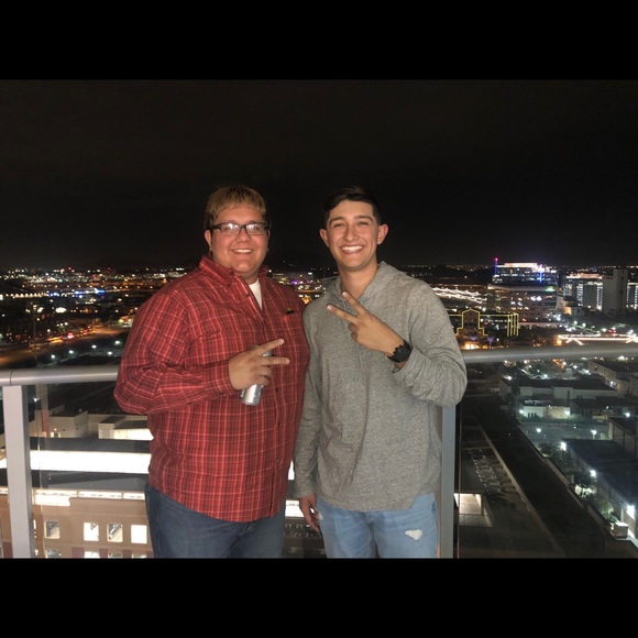 Meet your Posher, Victor - Picture 1 of 1